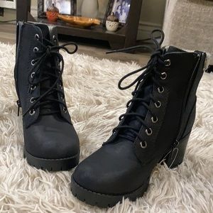 Ankle boots